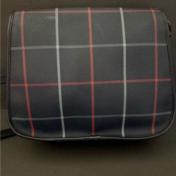 EUC BURBERRYS LONDON CROSSBODY - Picture 2 of 10